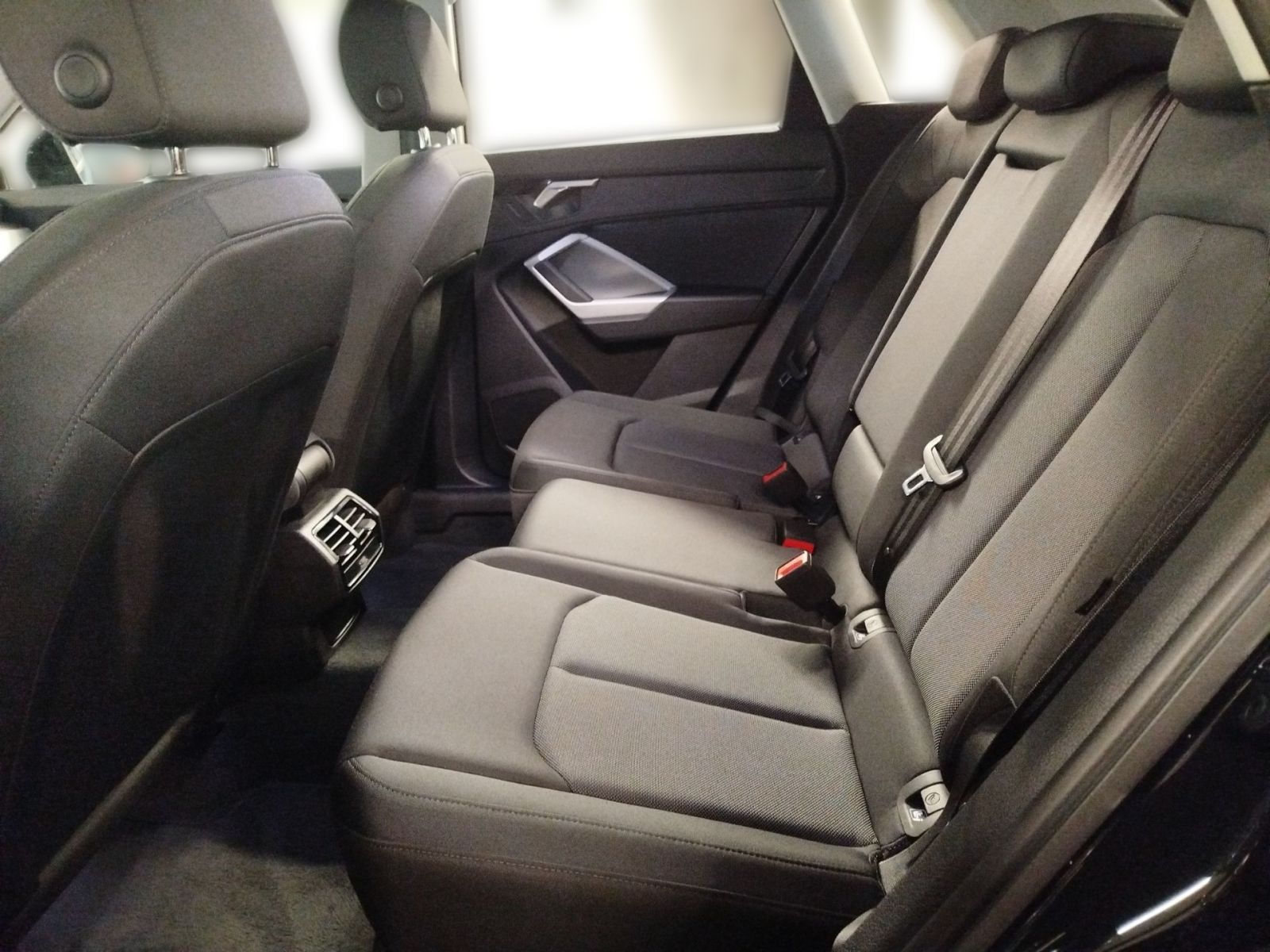 Audi Q3 40 TDI quattro advanced S tronic - Samsaru's Car Outlet