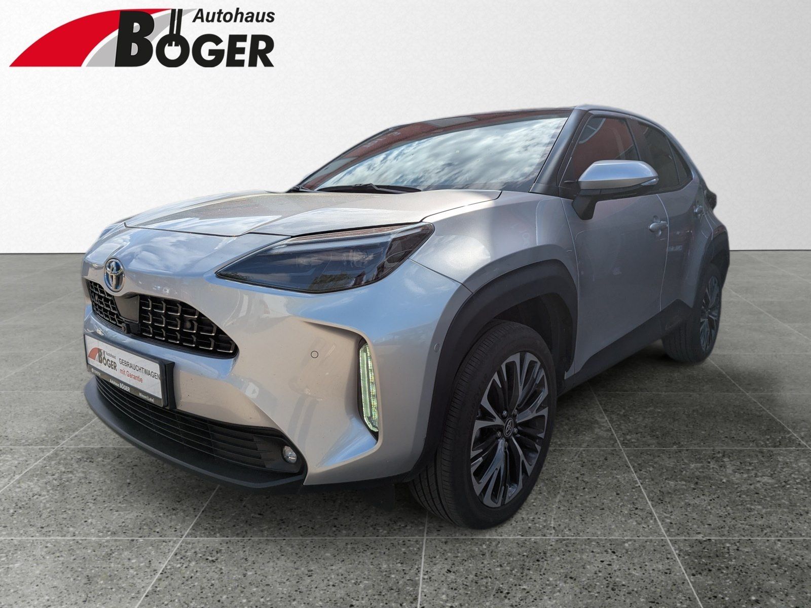 Toyota Yaris Cross 1,5 Hyb. Elegance *PANO 360° HUD*