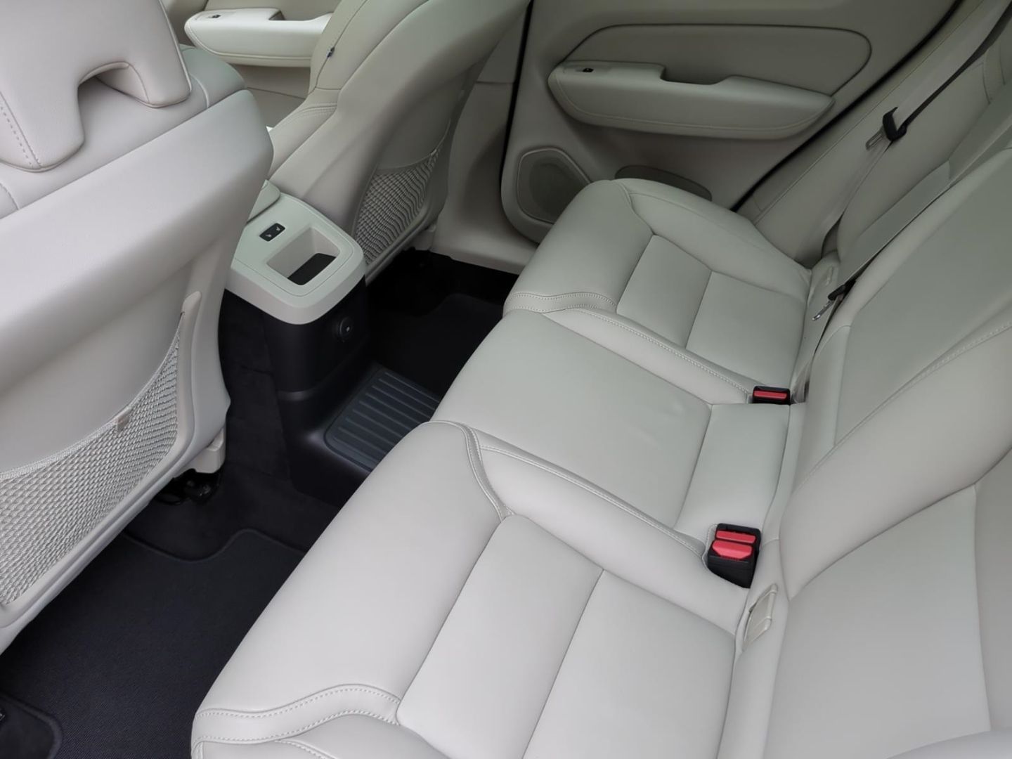 Volvo XC60 T8 Recharge Ultimate Bright *Luft*Massage*A