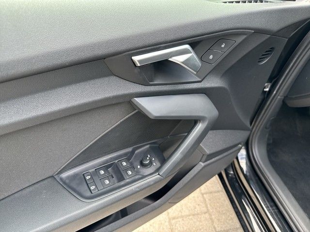 Audi A3 Sportback 30 TFSI S-tronic NAVI+SHZG+GRA+PDC