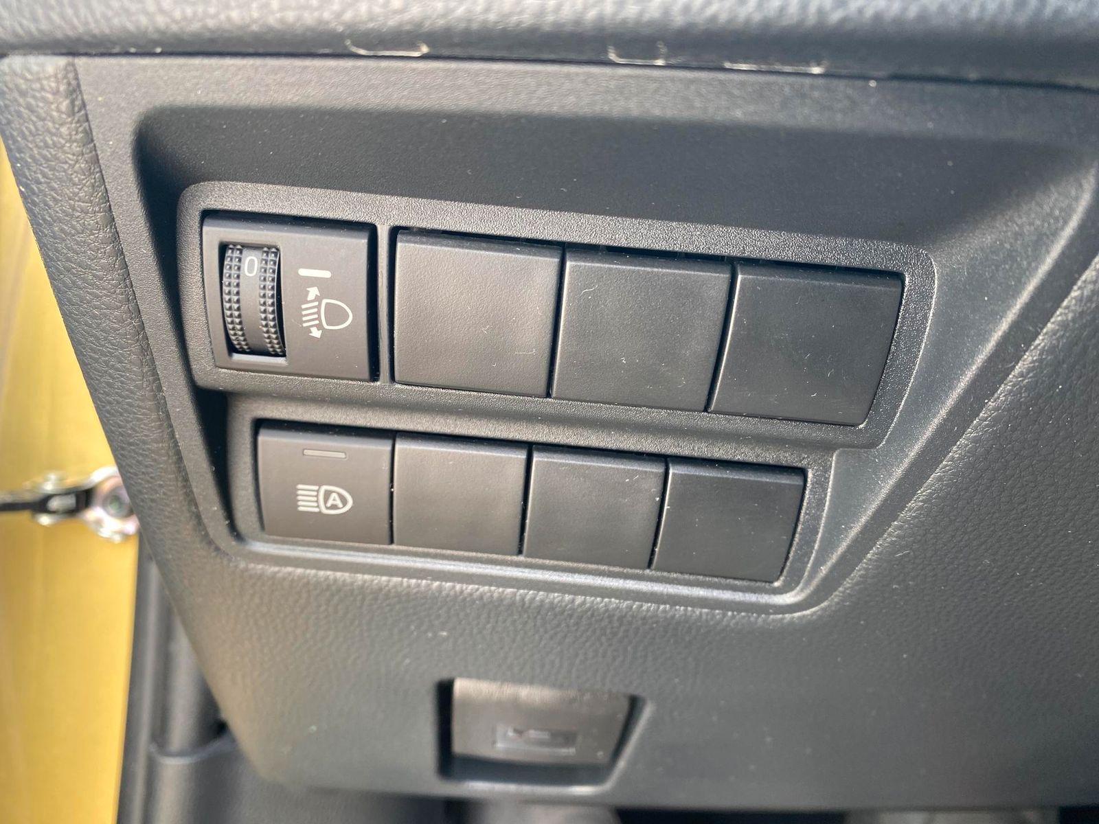 Toyota Yaris Cross 1.5 Hybrid AWD-i,SHZ,R-Cam,App-Co...