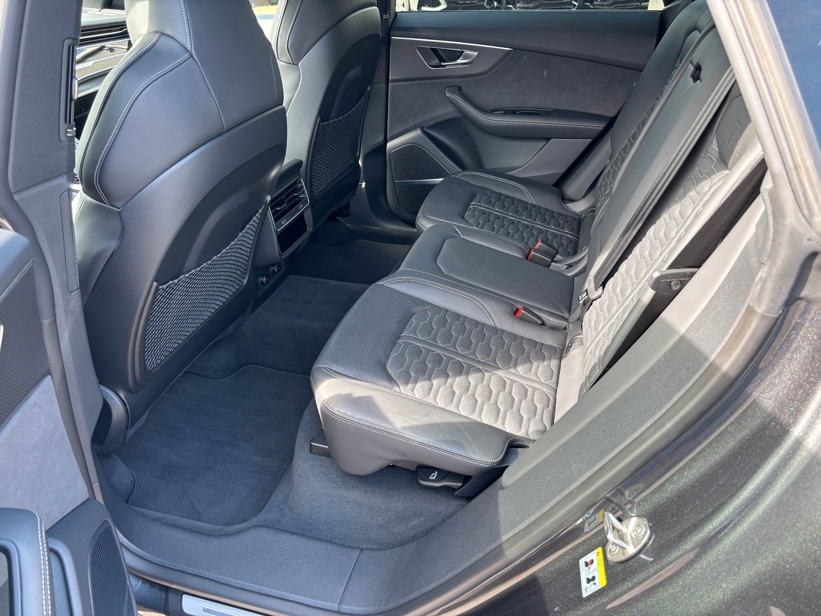 Audi RSQ8 Dynamik+*Keramik*B&O*Pano*Soft-Close*AHK*23