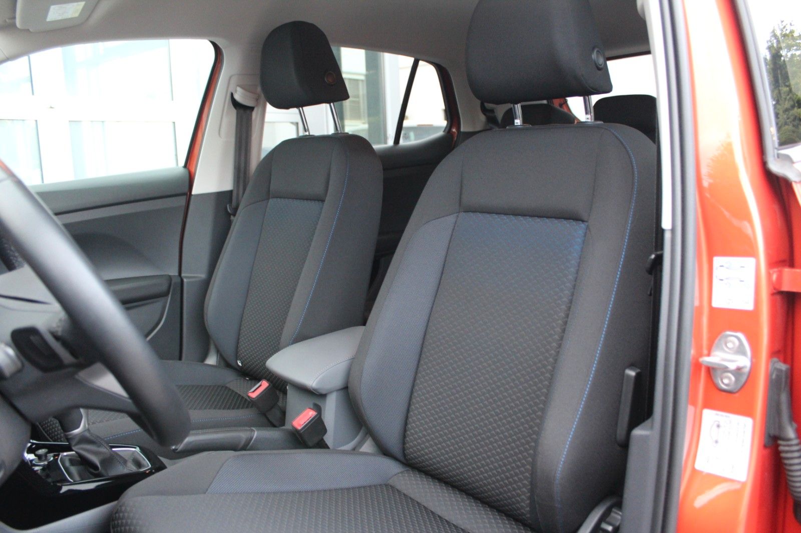 Volkswagen T-Cross United DSG - Samsaru's Car Outlet