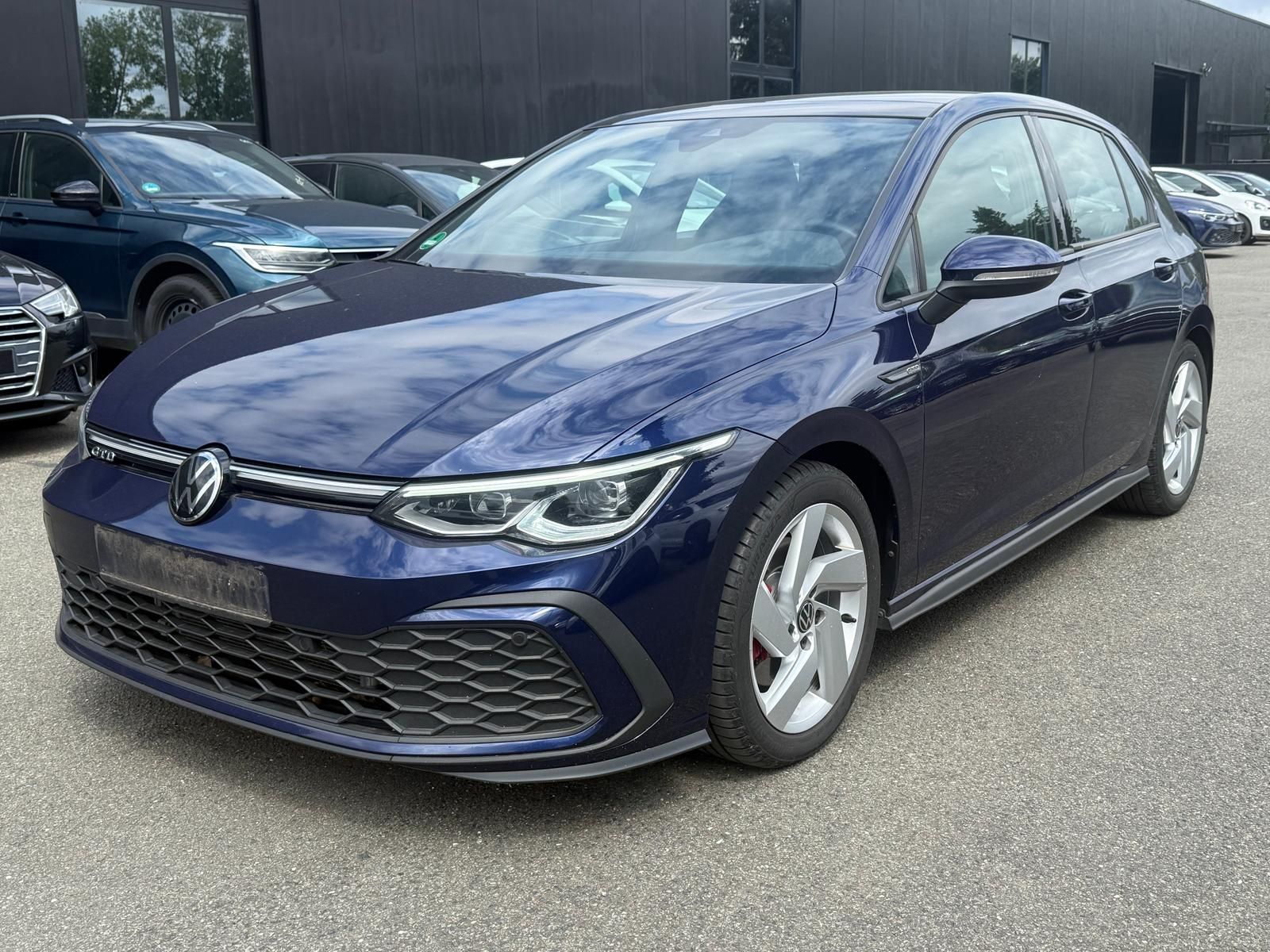 Volkswagen Golf GTD 2.0 TDI /TRAVEL/CAM/PANO/VIRTUAL