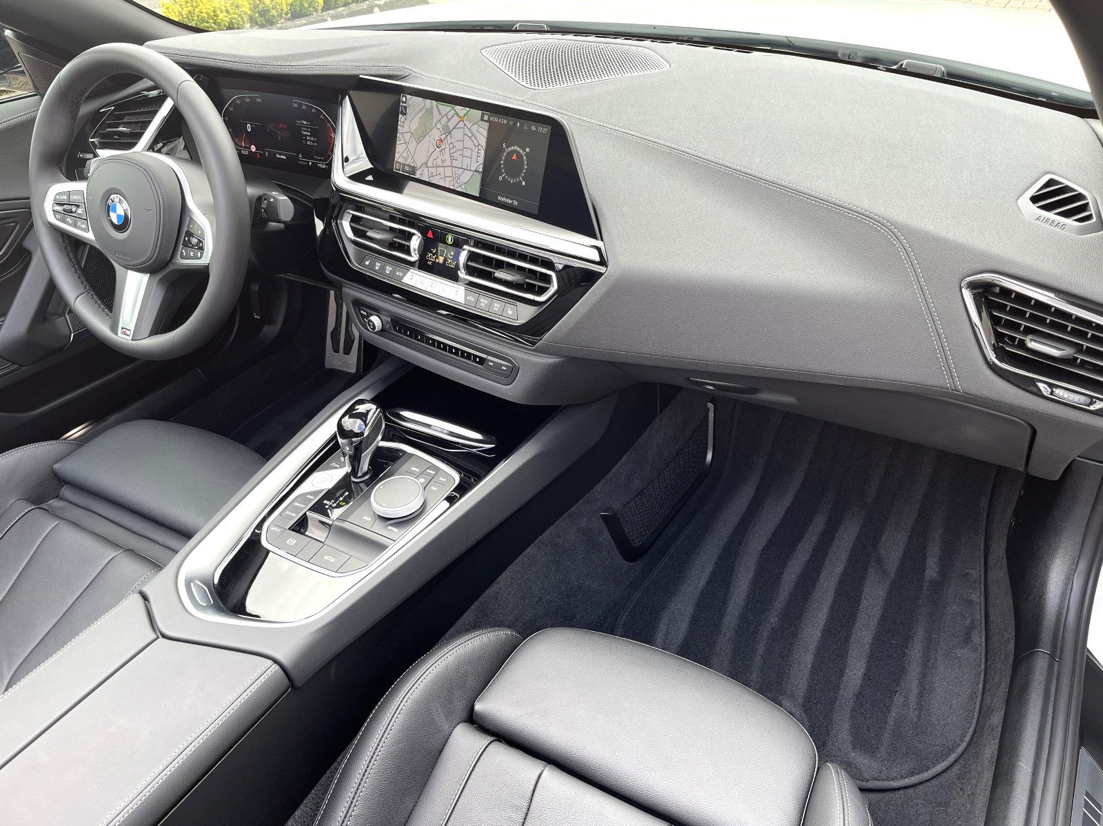 BMW Z4 sDrive20i M Sport - Samsaru's Car Outlet