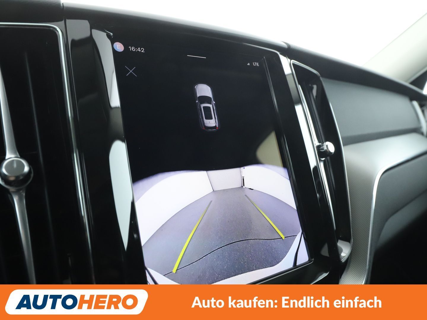 Volvo 2.0 T6 Recharge Plug-in Hybrid Plus Bright AWD