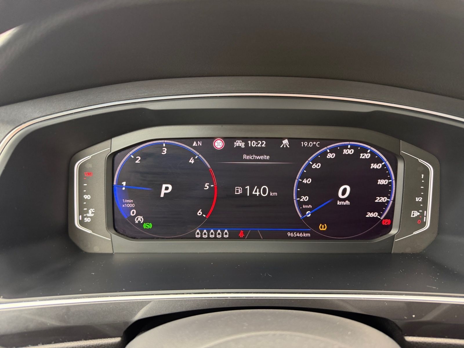 Volkswagen Tiguan Allspace 2.0 TDI DSG R-Line 4Motion Navi