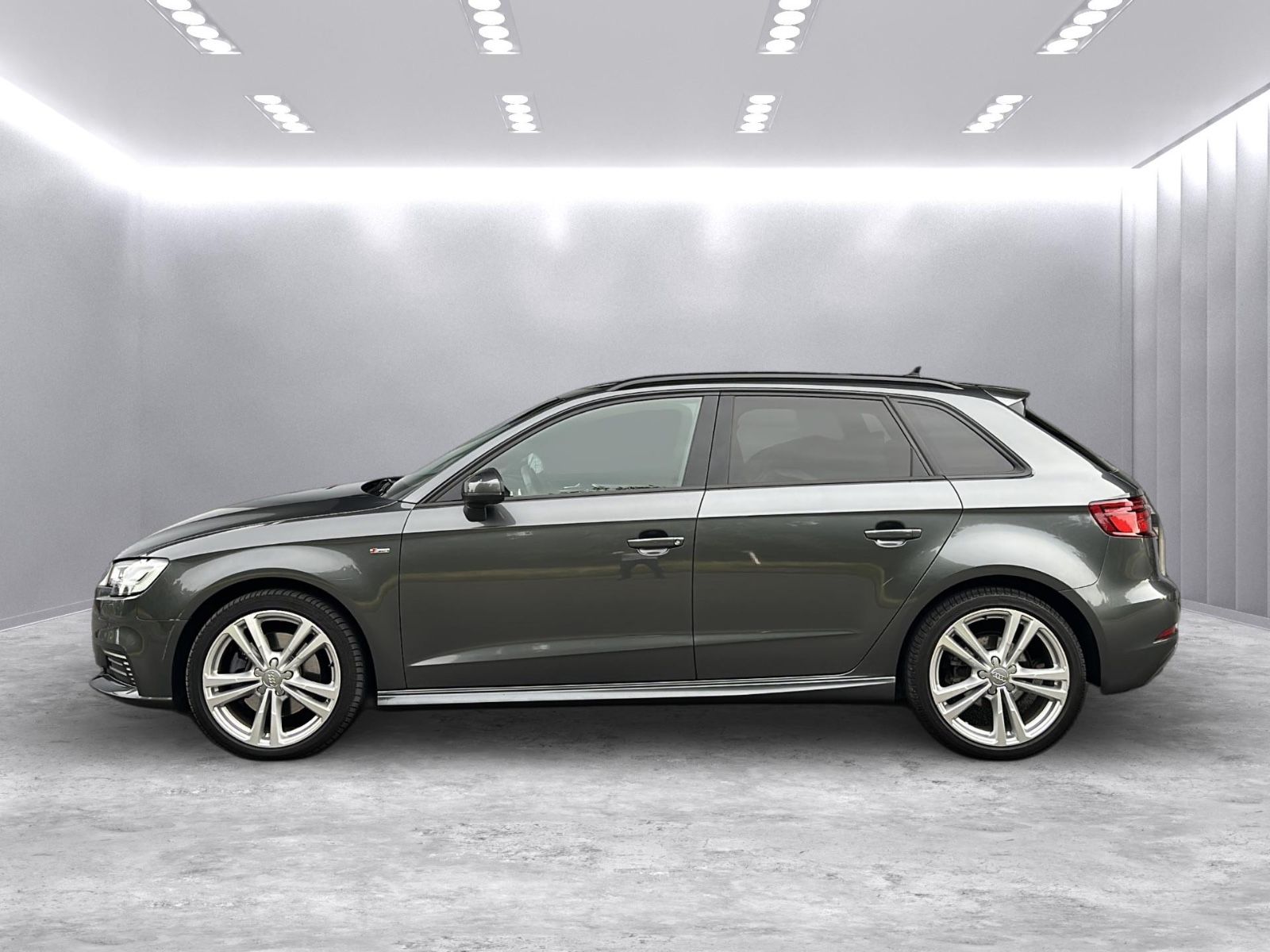 Audi A3 Sportback 40 e-tron S-Line+ - Samsaru's Car Outlet