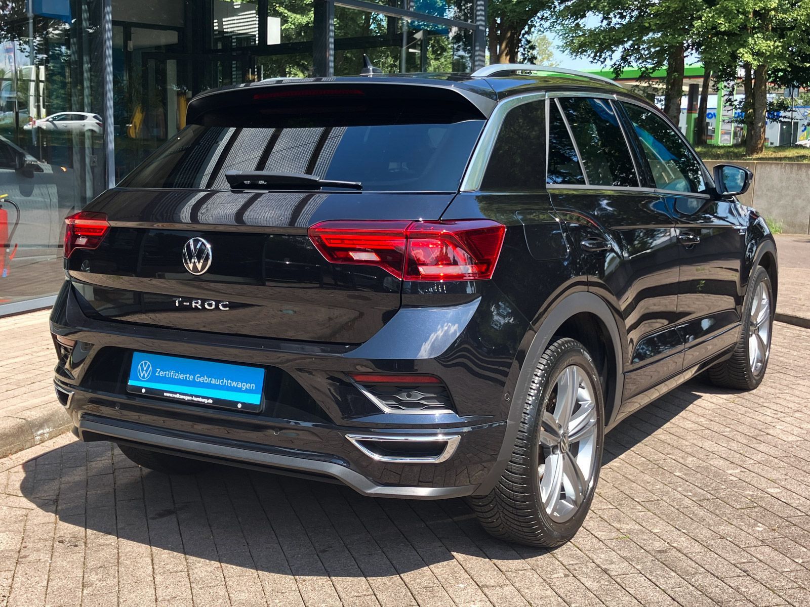 Volkswagen T-Roc Sport 1.5 l TSI - Samsaru's Car Outlet