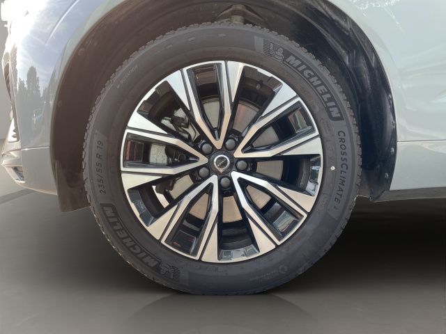 Volvo XC60 B4 Core - Samsaru's Car Outlet