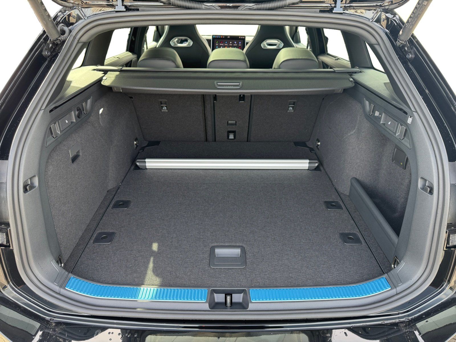Volkswagen Passat Variant R-Line 4Mo TDI DSG|AHK|PANO|360°