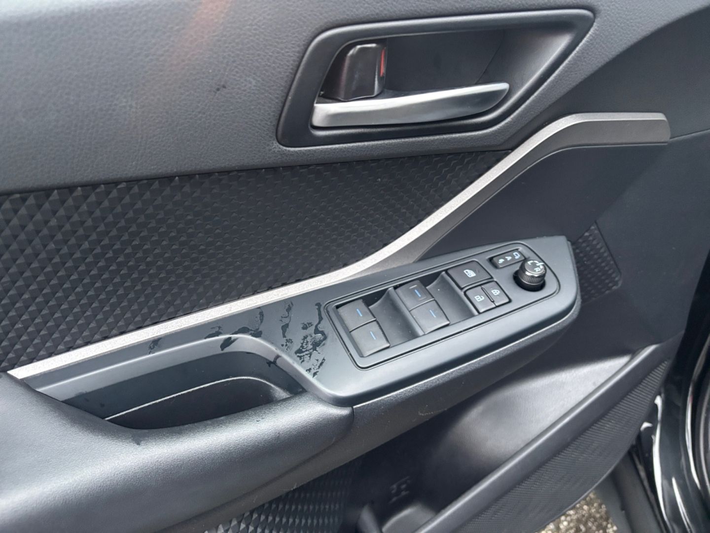 Toyota C-HR 2.0 Hybrid Business-Edition *LED*CAM*CarPla