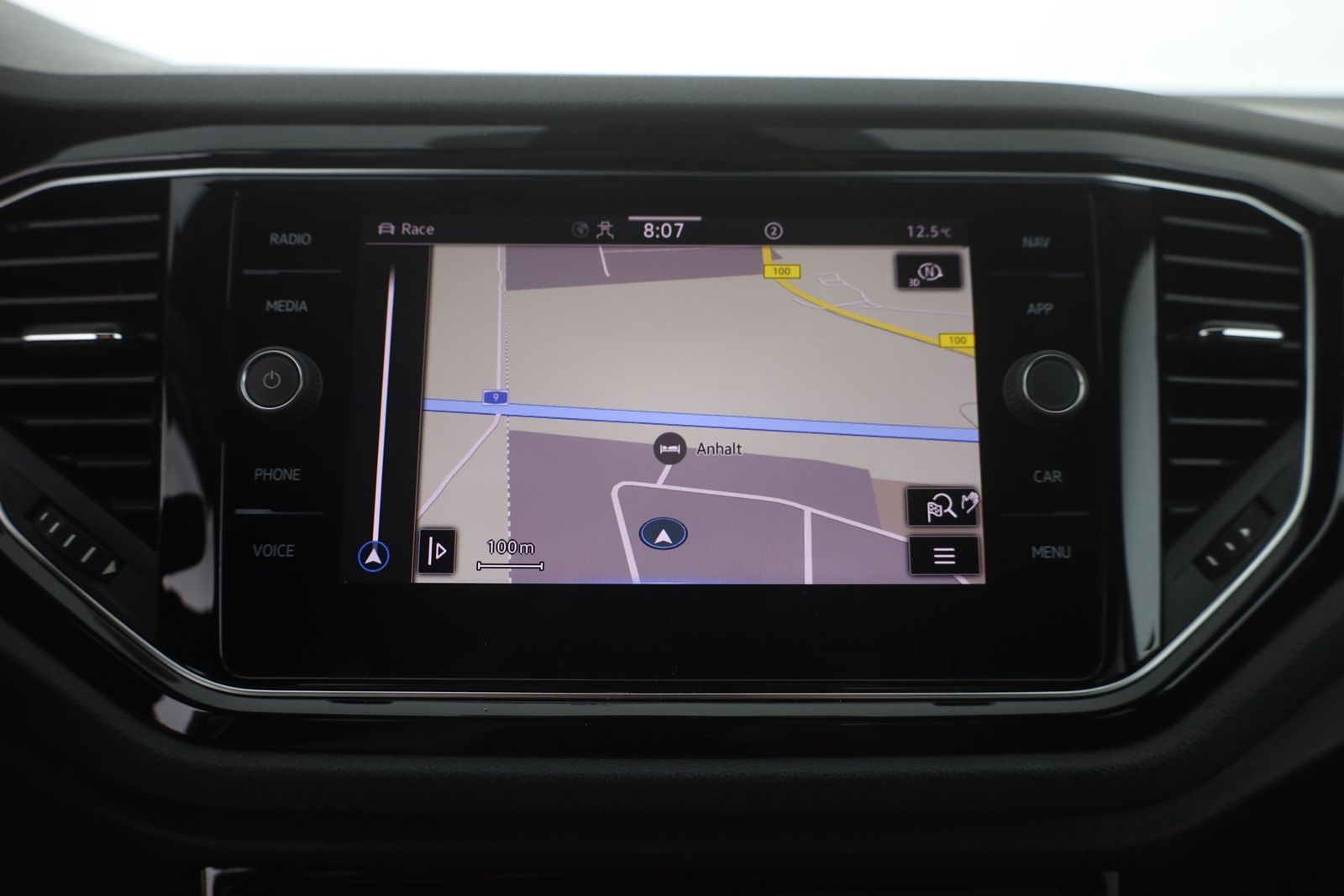 Volkswagen T-Roc 2.0 TSI R 4Motion - Samsaru's Car Outlet