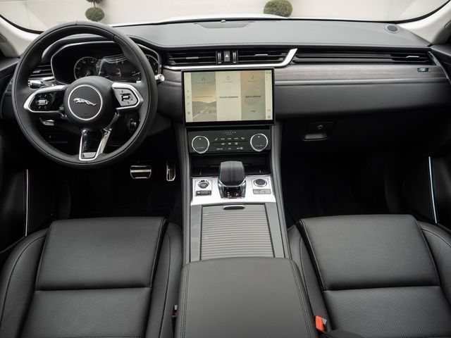 Jaguar F-Pace P250 SE AWD (Meridian) Memorypaket