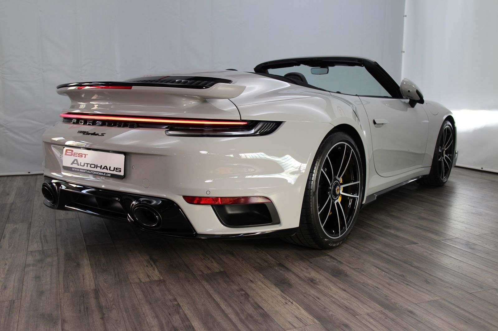 Porsche 911 992 Turbo S Cabriolet Keramik Lift PSAM PDLS