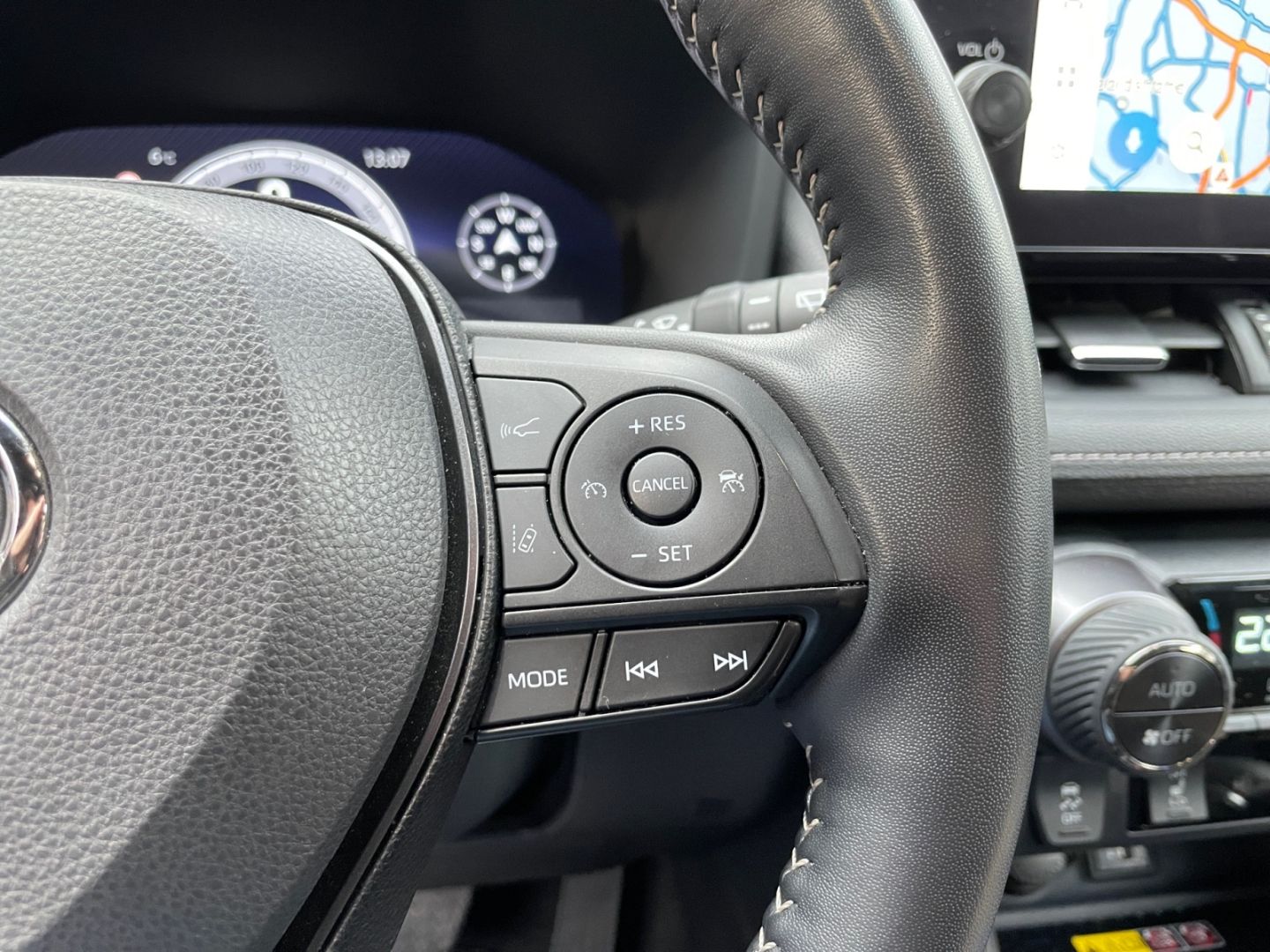 Toyota RAV 4 Plug-in-Hybrid GR SPORT *HUD*360*4xSHZ*JBL