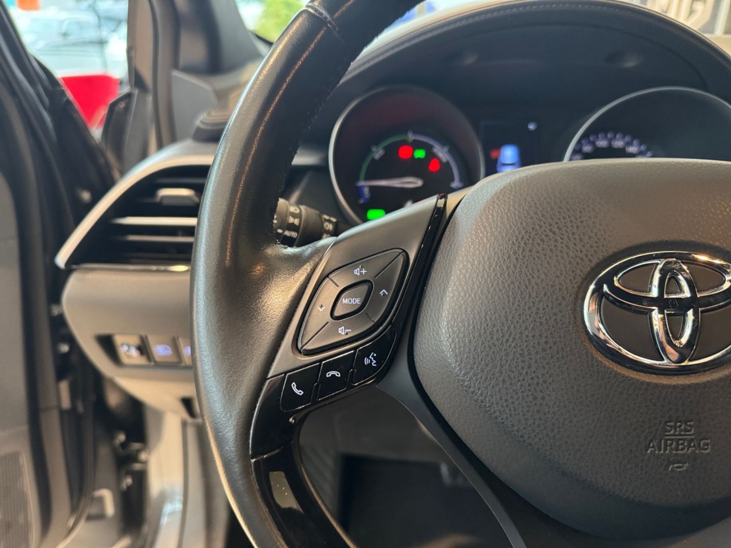Toyota C-HR 2.0 Hybrid Team D *LED*ACC*CarPlay*CAM*SHZ*