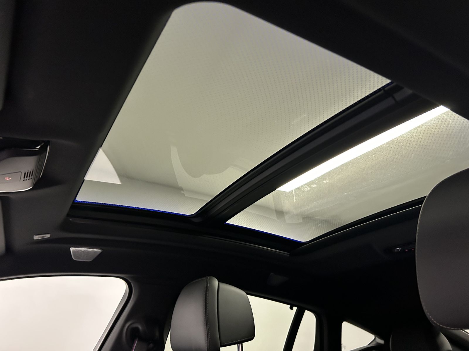 BMW X6 xDrive40d M Sportpaket Pro B&W Pano. AHK DAB