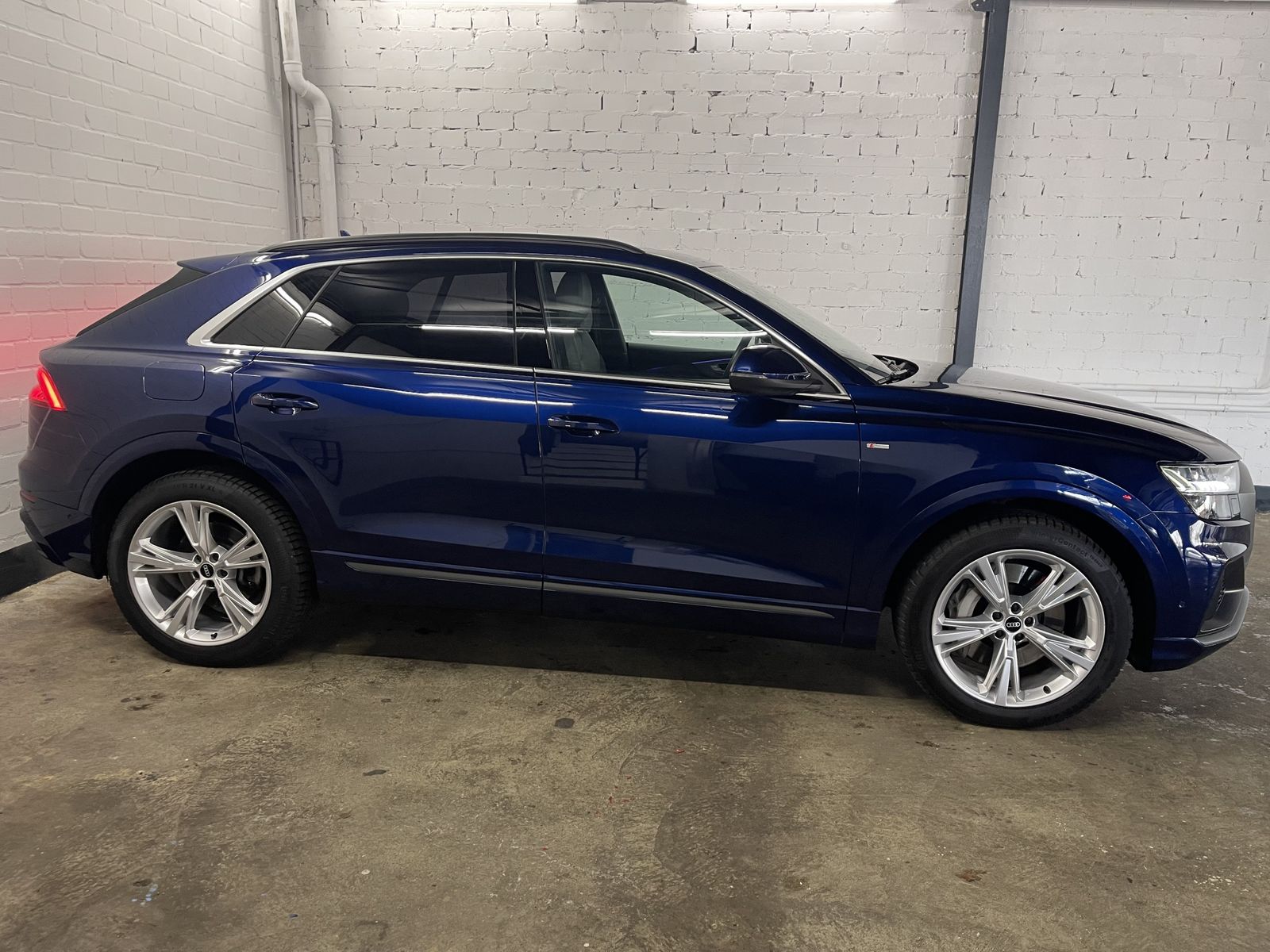 Audi Q8 55 TFSI e quattro tiptronic S line NP113.585€