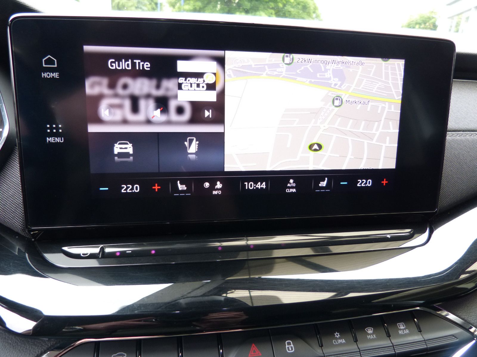 Skoda Octavia Combi Style DSG - Samsaru's Car Outlet