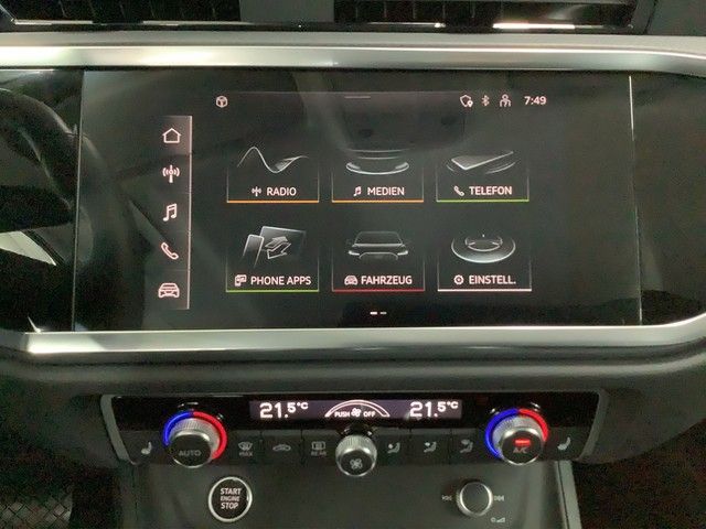 Audi Q3 45TFSI quattro Advanced - Samsaru's Car Outlet