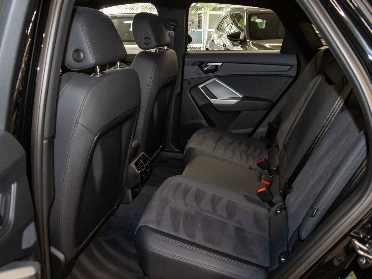 Audi Q3 Sportback S line 40 TFSI quattro - Samsaru's Car Outlet