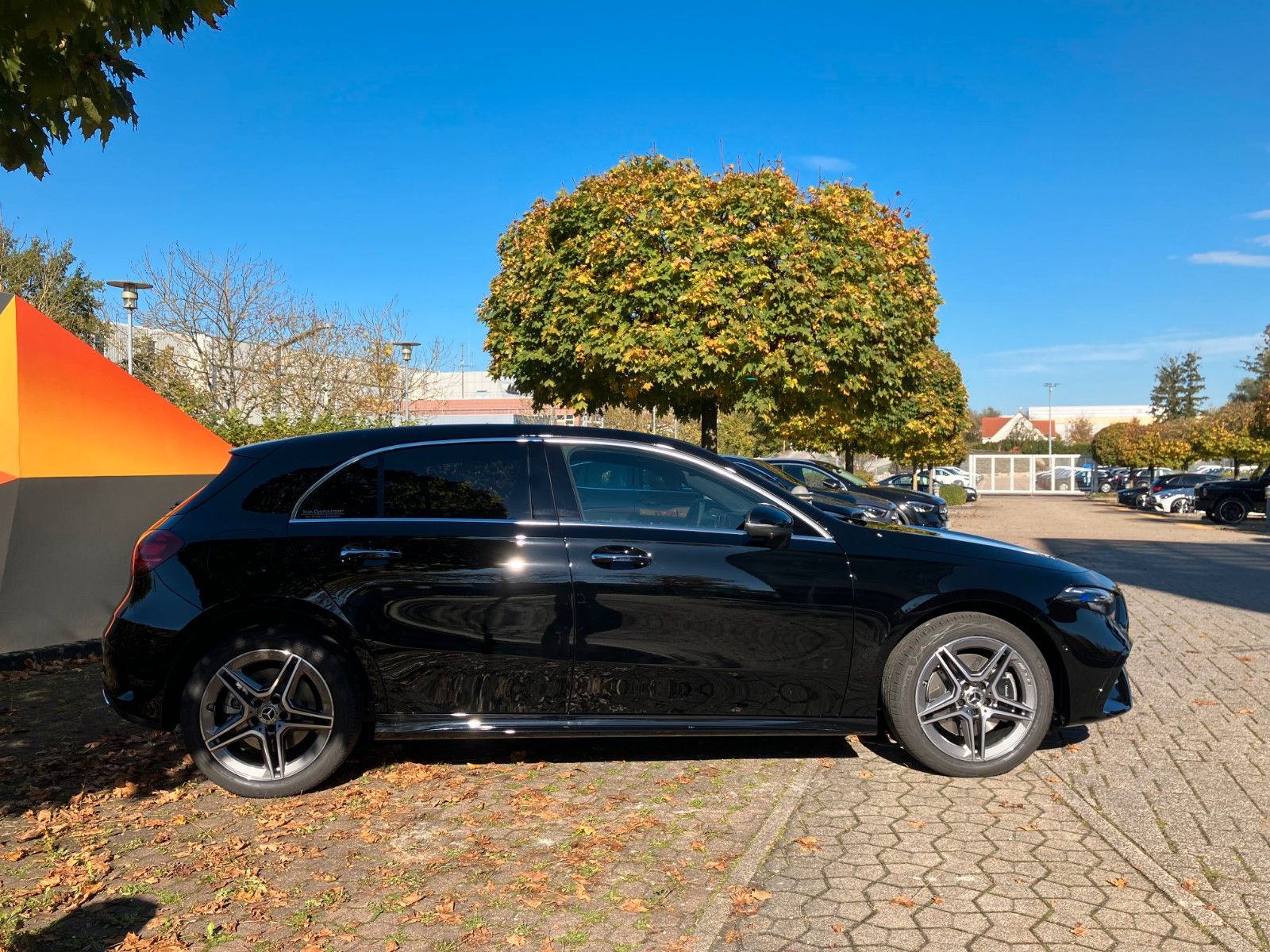 Mercedes-Benz A 250 e AMG - Samsaru's Car Outlet