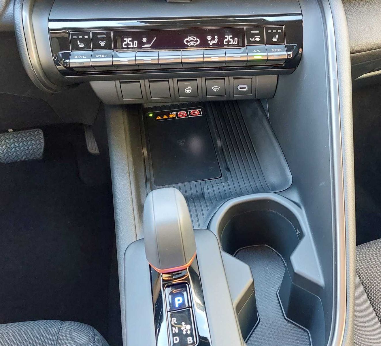 Toyota C-HR 1.8 Hybrid - Samsaru's Car Outlet