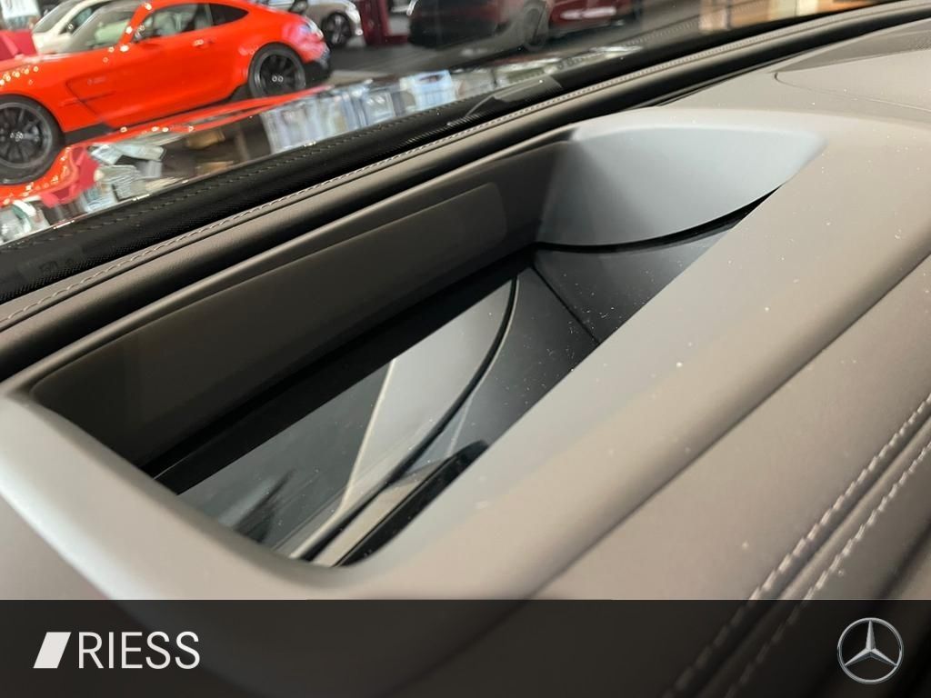 Mercedes-Benz GLC 300 d 4M AMG+AHK+PANO+HUD+STDHZG+KEYL+DISTRO