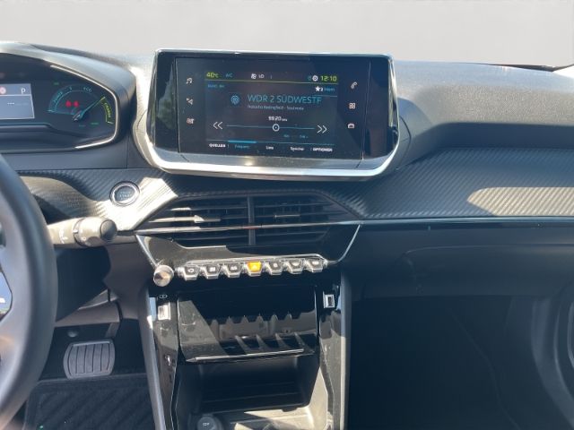 Peugeot 2008 e- Allure - Samsaru's Car Outlet