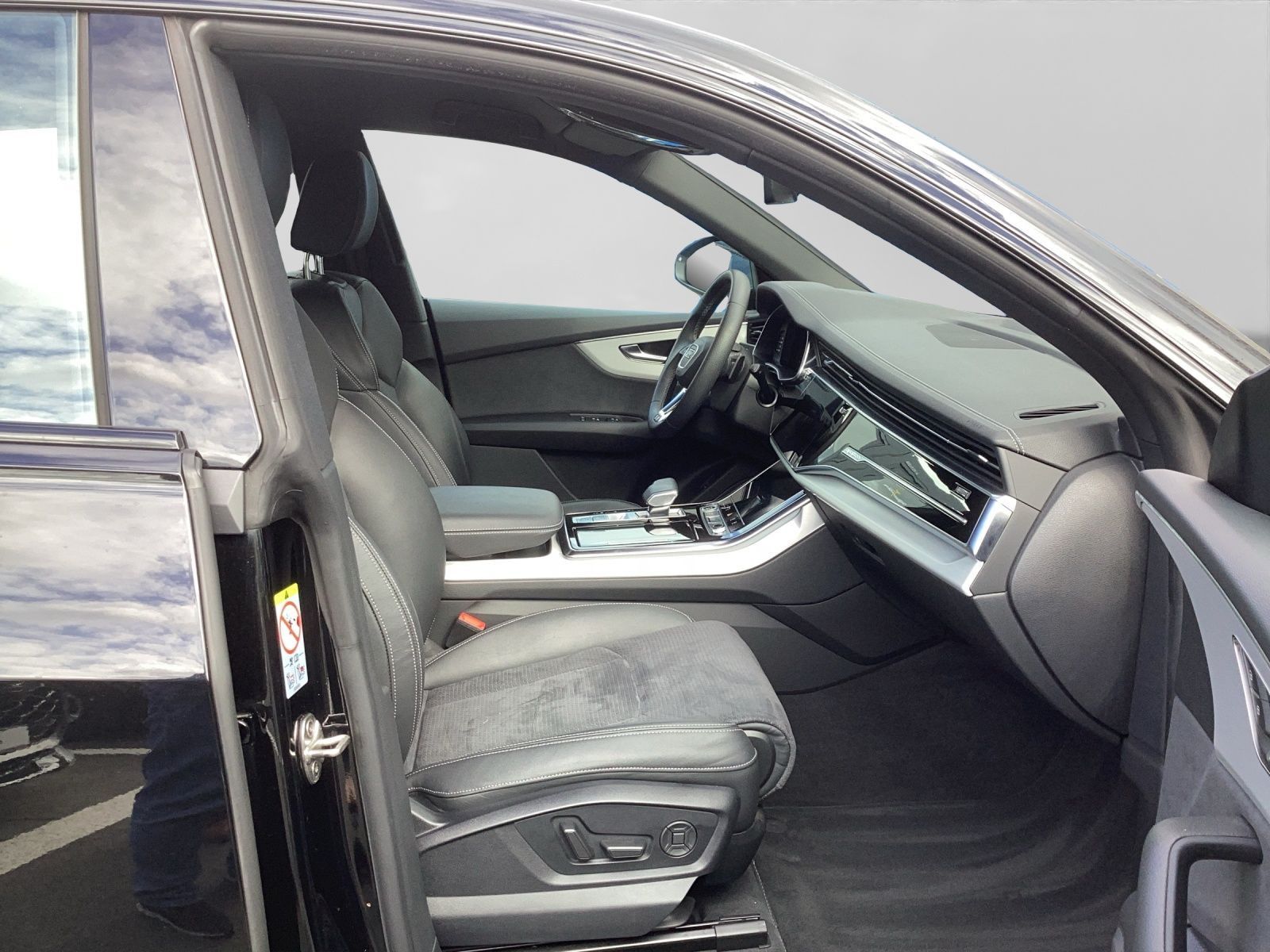 Audi Q8 50 TDI Q 2x S LINE AHK LM22 OPS+