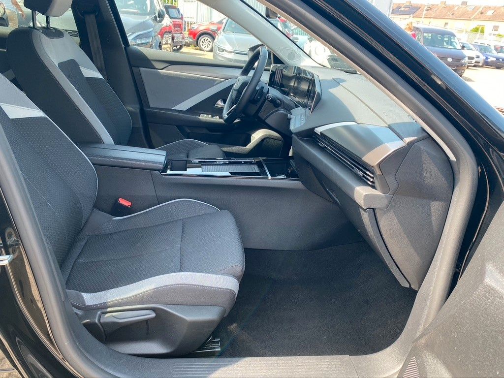 Opel Astra L Lim. Business Edition - Samsaru's Car Outlet