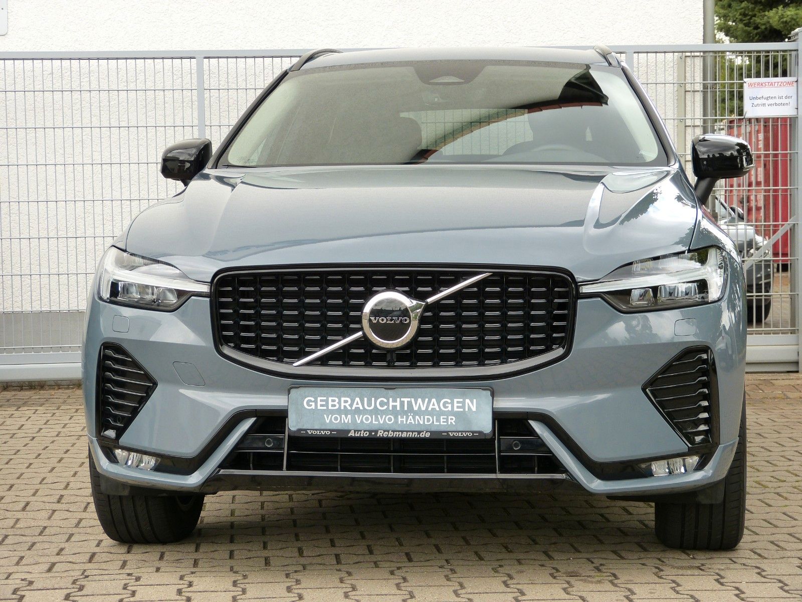 Volvo XC60 B4 Plus Dark AWD StdHz*ACC*AHK