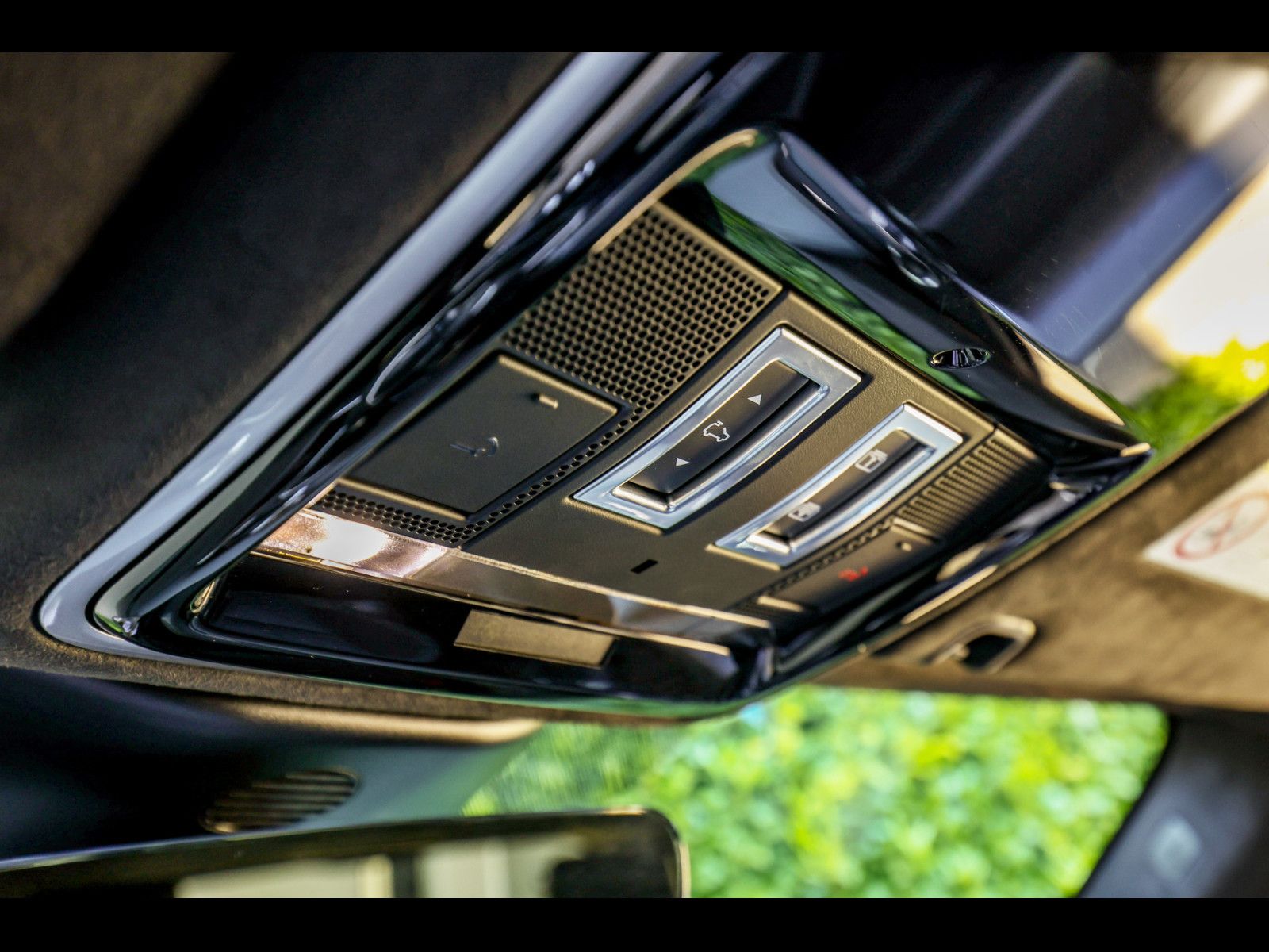 Range Rover Sport P400 HST - Samsaru's Car Outlet