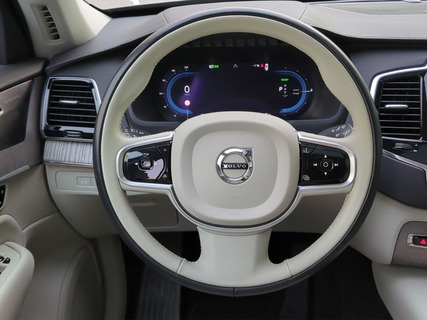 Volvo XC90 T8 Recharge Plus Dark *Luft*Pano*360*Alarm*