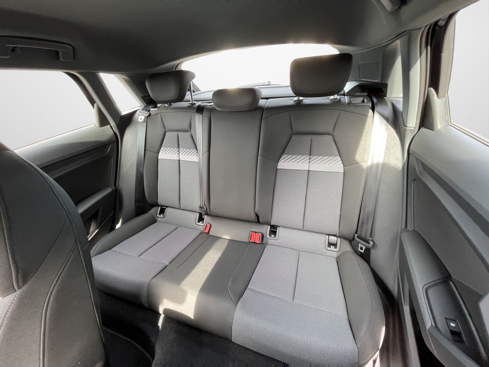 Audi A3 Sportback 40 TFSI e S tronic advanced  Navi L