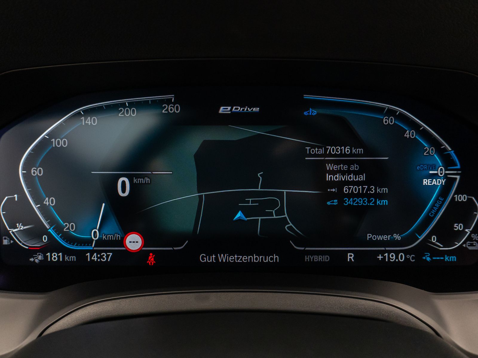 BMW 330e M Sport - Samsaru's Car Outlet