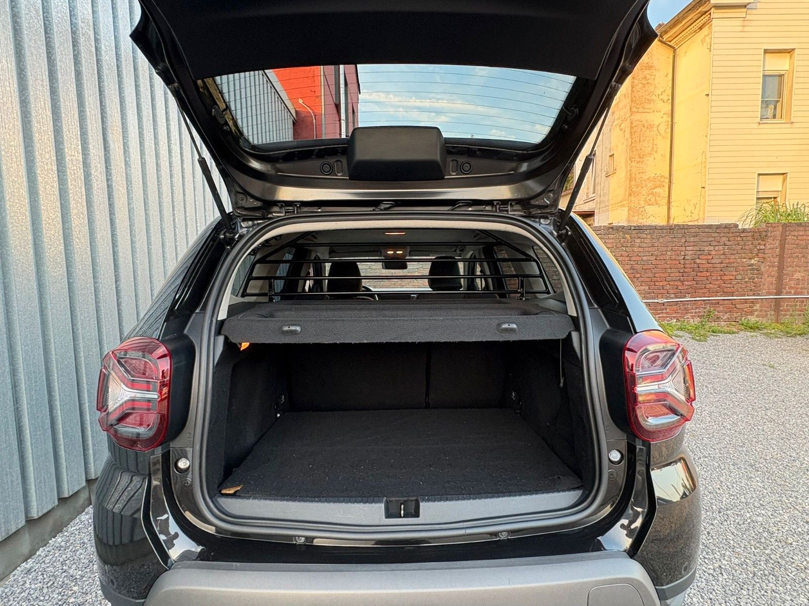 Dacia Duster II Extreme 4WD - Samsaru's Car Outlet