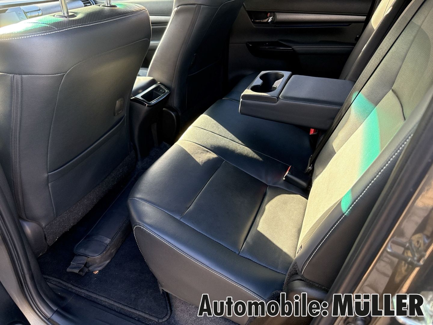Toyota Hilux 2.8 D-4D Double Cab Invincible 4x4 BFGoodr