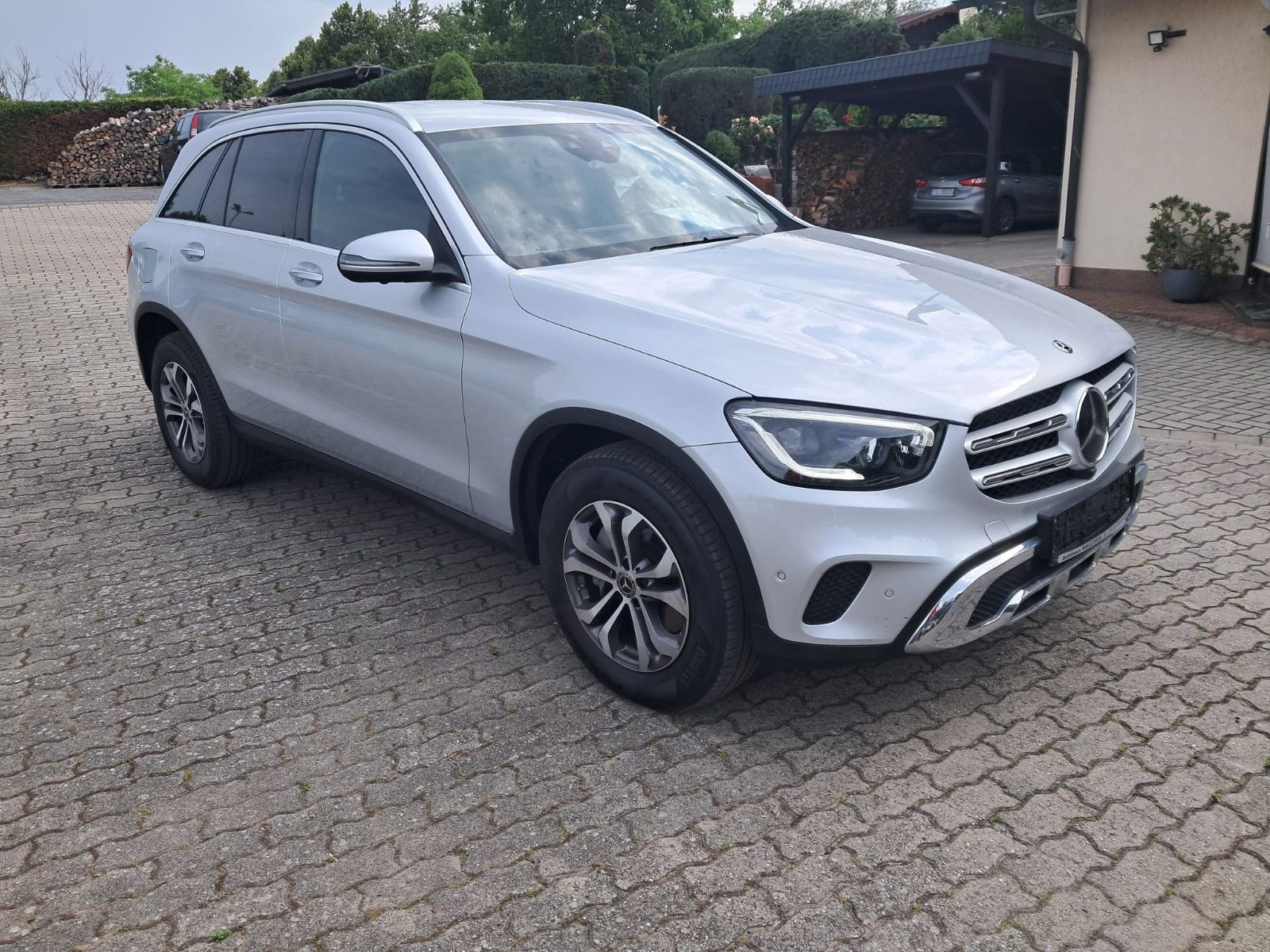 Mercedes-Benz GLC 300 d 4Matic - Samsaru's Car Outlet