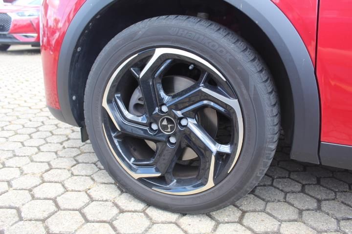 DS Automobiles DS3 CROSSBACK SO CHIC PT 130 AUTOMATIK,LEDERF,NA