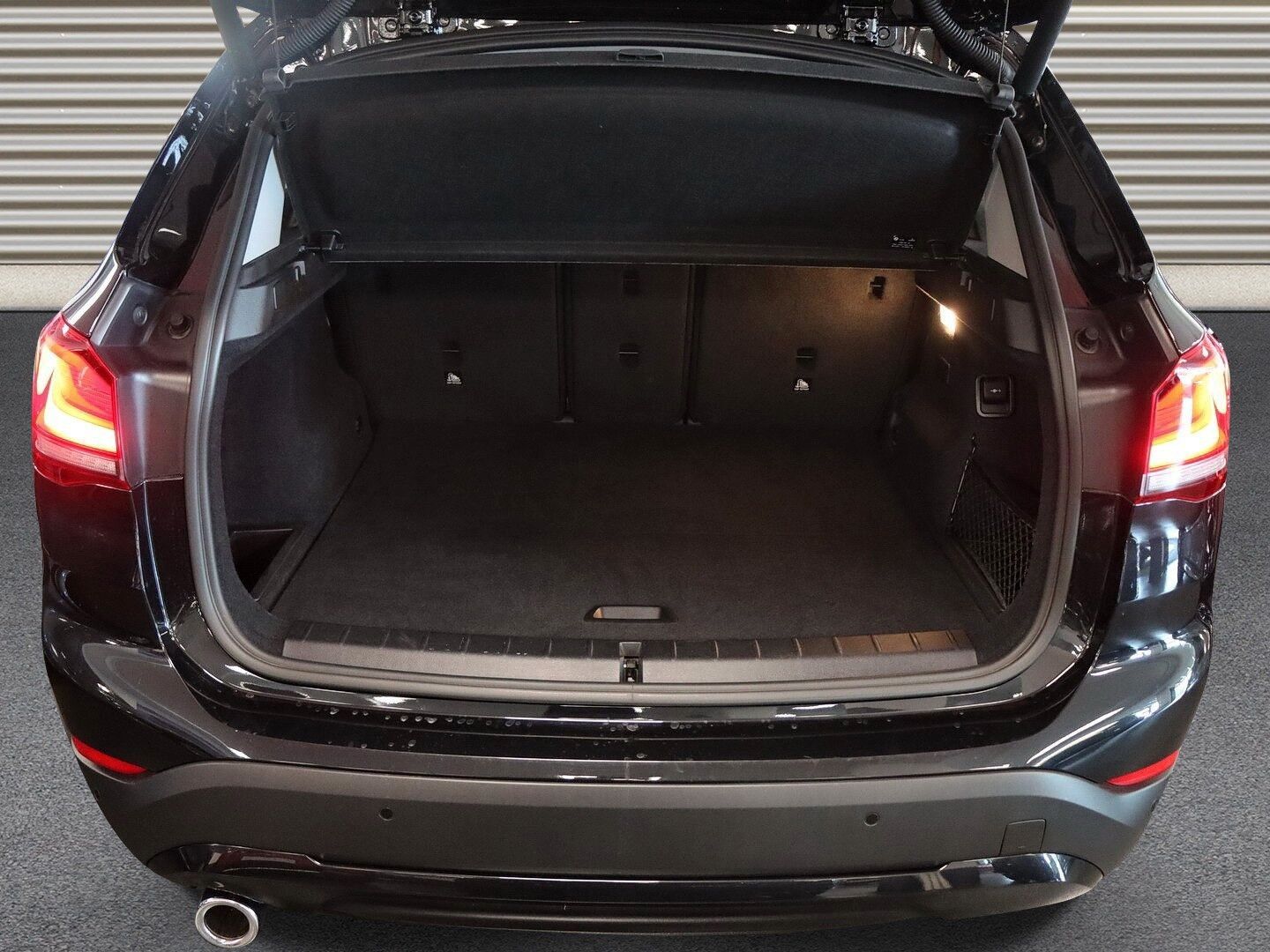 BMW X1 xDrive25e - Samsaru's Car Outlet