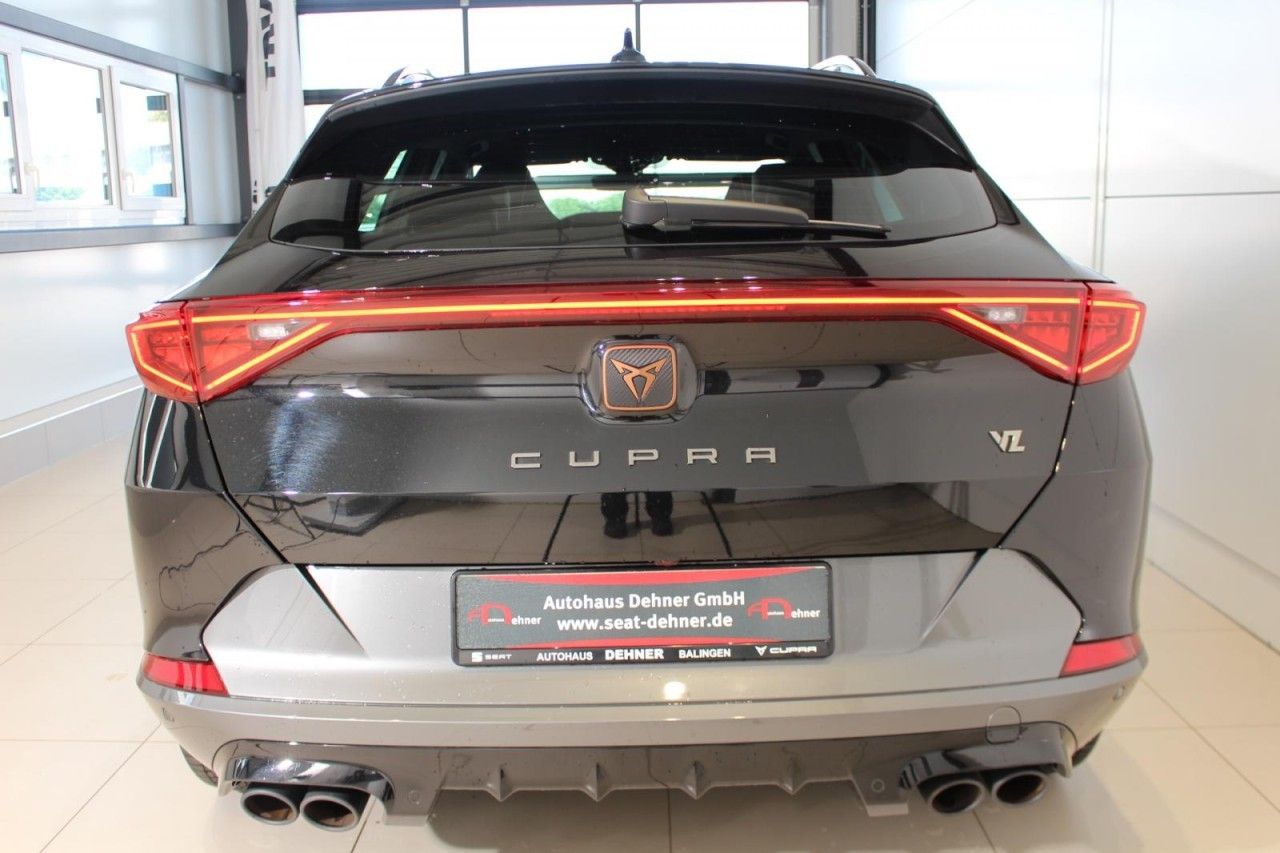 Cupra Formentor VZ 2.0 TSI DSG 4Drive 4JGAR/AHK/PANO/e
