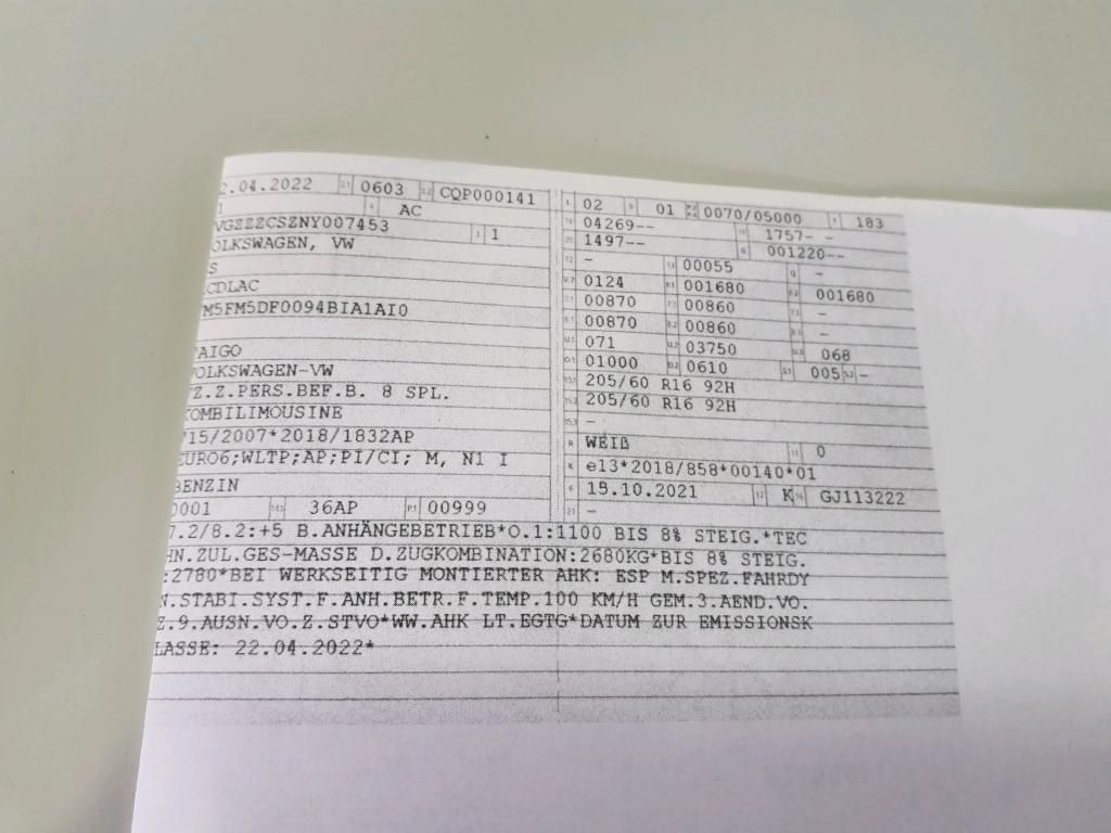 Volkswagen Taigo 1.0 TSI - Samsaru's Car Outlet