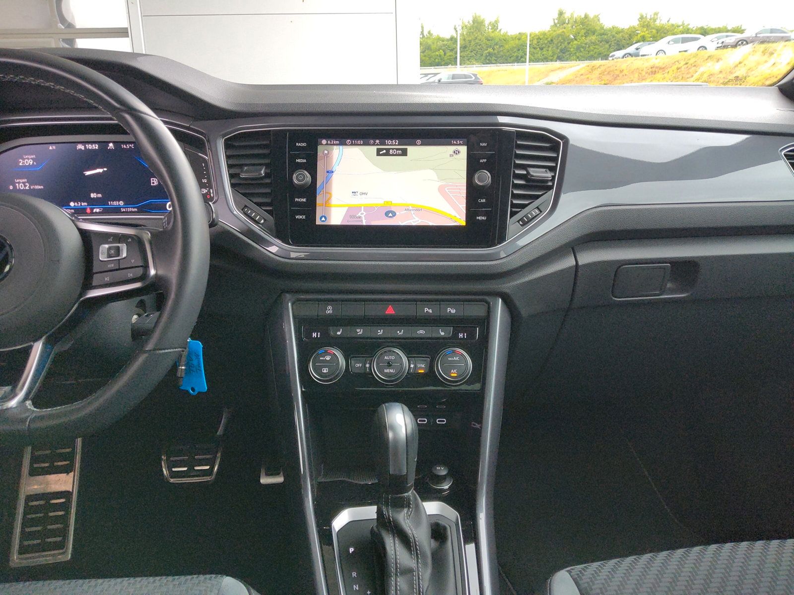 Volkswagen T-Roc R-Line 2.0 TSI 4x4 - Samsaru's Car Outlet