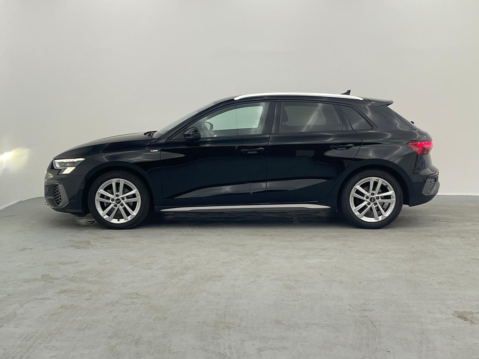 Audi A3 35 TFSI S Line *MATRIX*TEMP*B&O*KEYLESS*KAM*