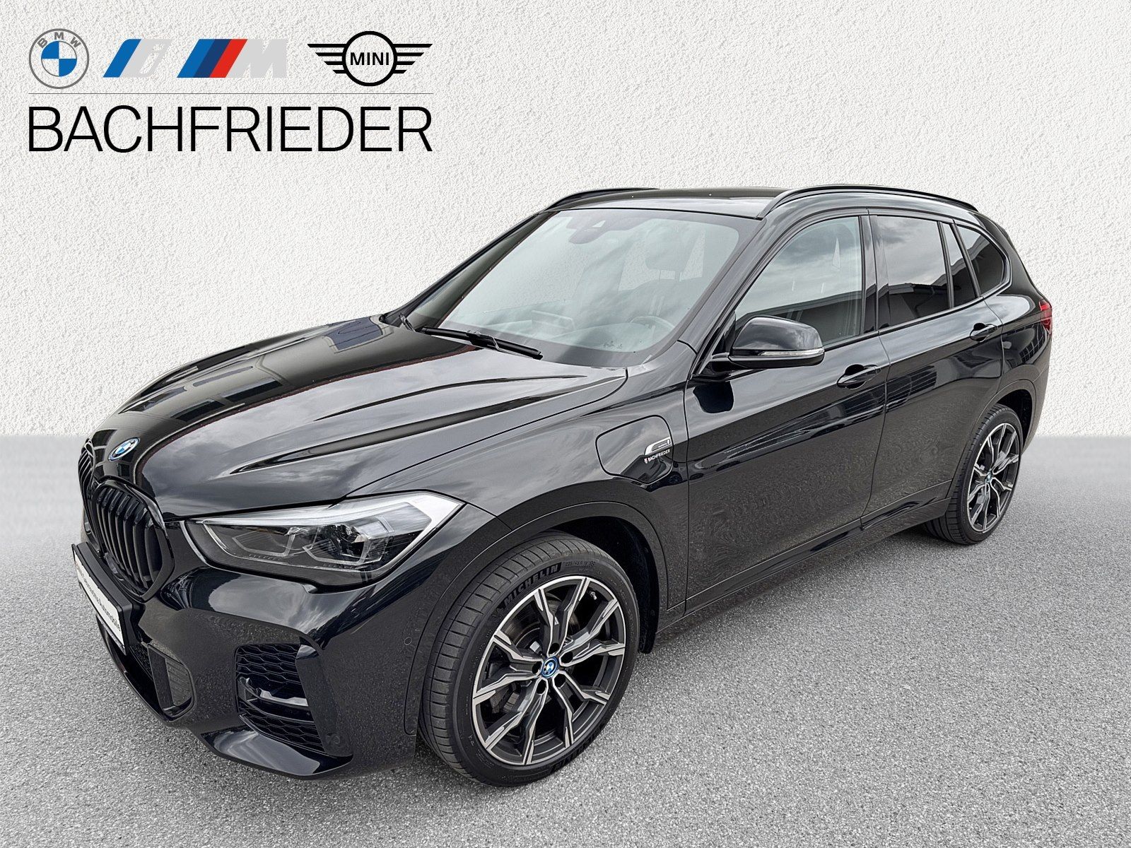 BMW X1 xDrive25e M Sportpaket - Samsaru's Car Outlet