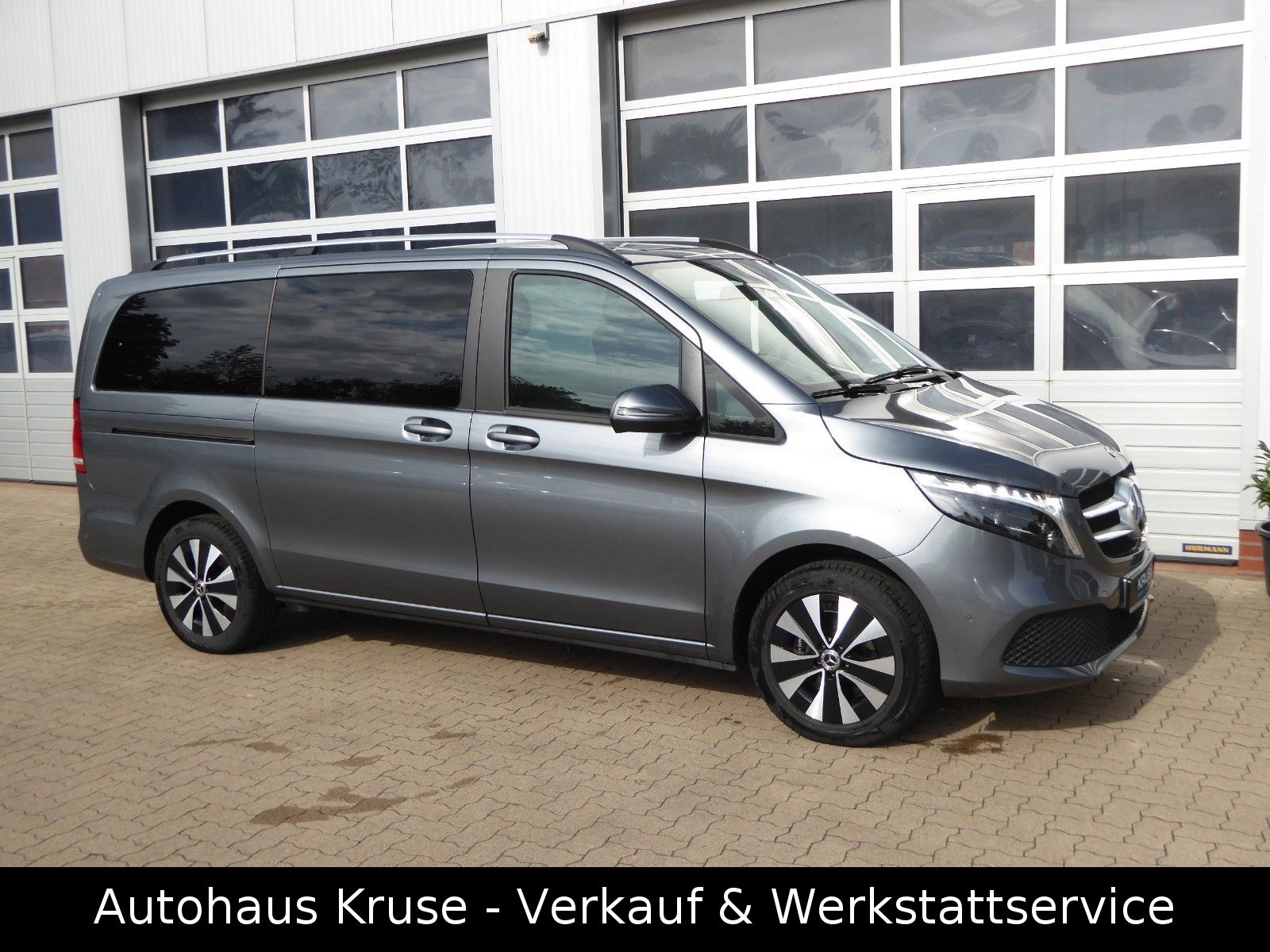 Mercedes-Benz V 220 d EDITION LANG - Samsaru's Car Outlet