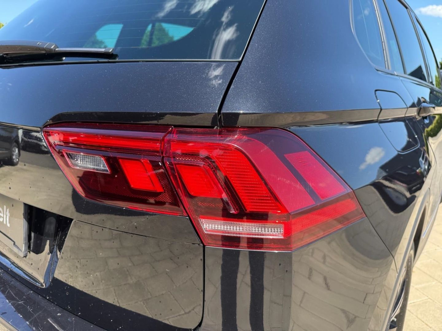 Volkswagen Tiguan Active 1.5 TSI - Samsaru's Car Outlet