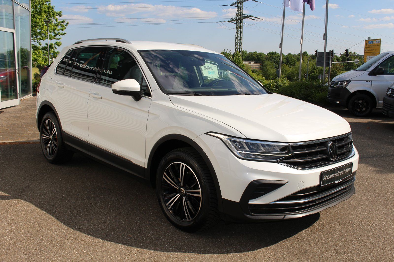 Volkswagen Tiguan 1.5 TSI DSG Move - Samsaru's Car Outlet